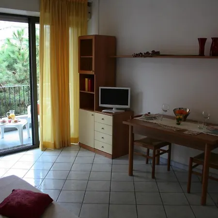 Apartman In 21434